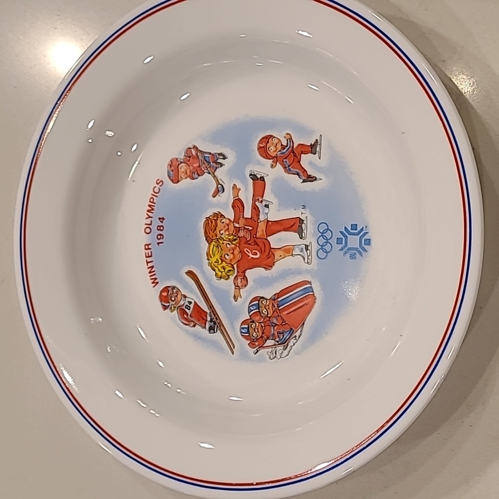 Vintage 1984 Campbell's soup Ice Skating Olympics bowl